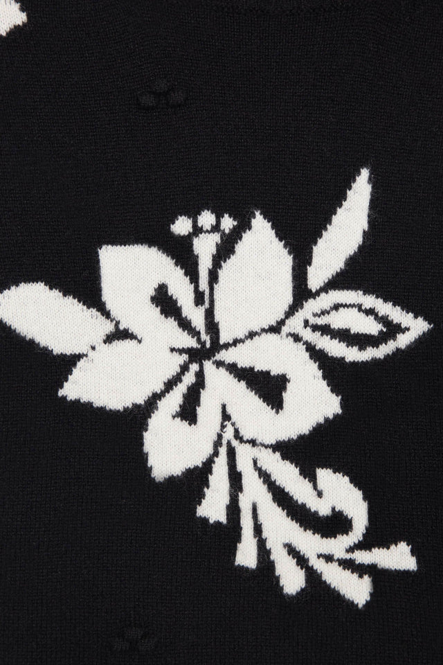 Black Hibiscus Knot Stitch Cashmere Sweater image 5